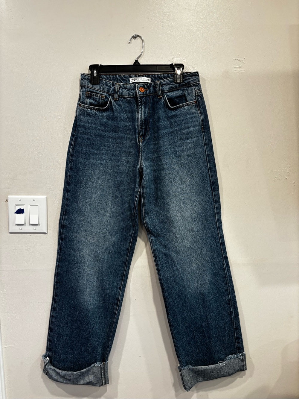 Zara Cuffed Jeans